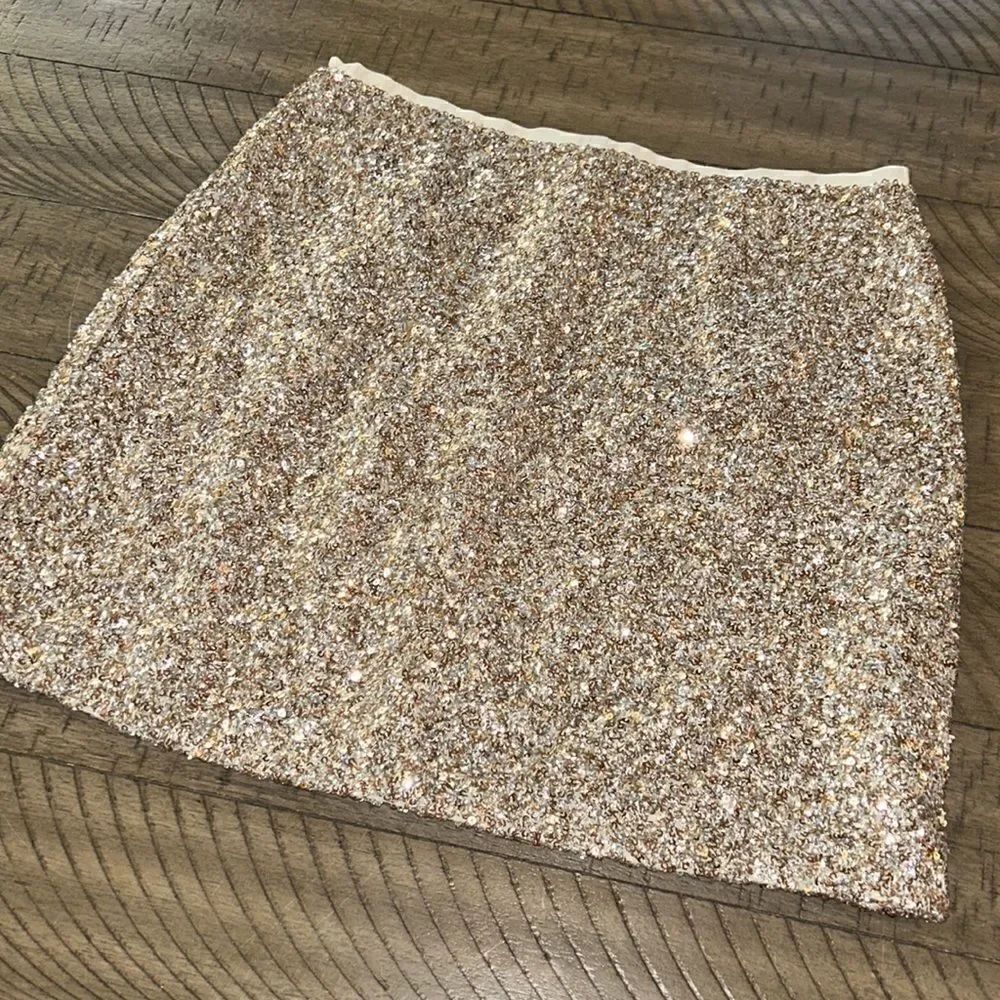 Sand 🏖️🏝️ & Shell 🐚 Sequin Skirt wear with 👡🩴or 👠or👙 sun ☀️ to moon 🌙